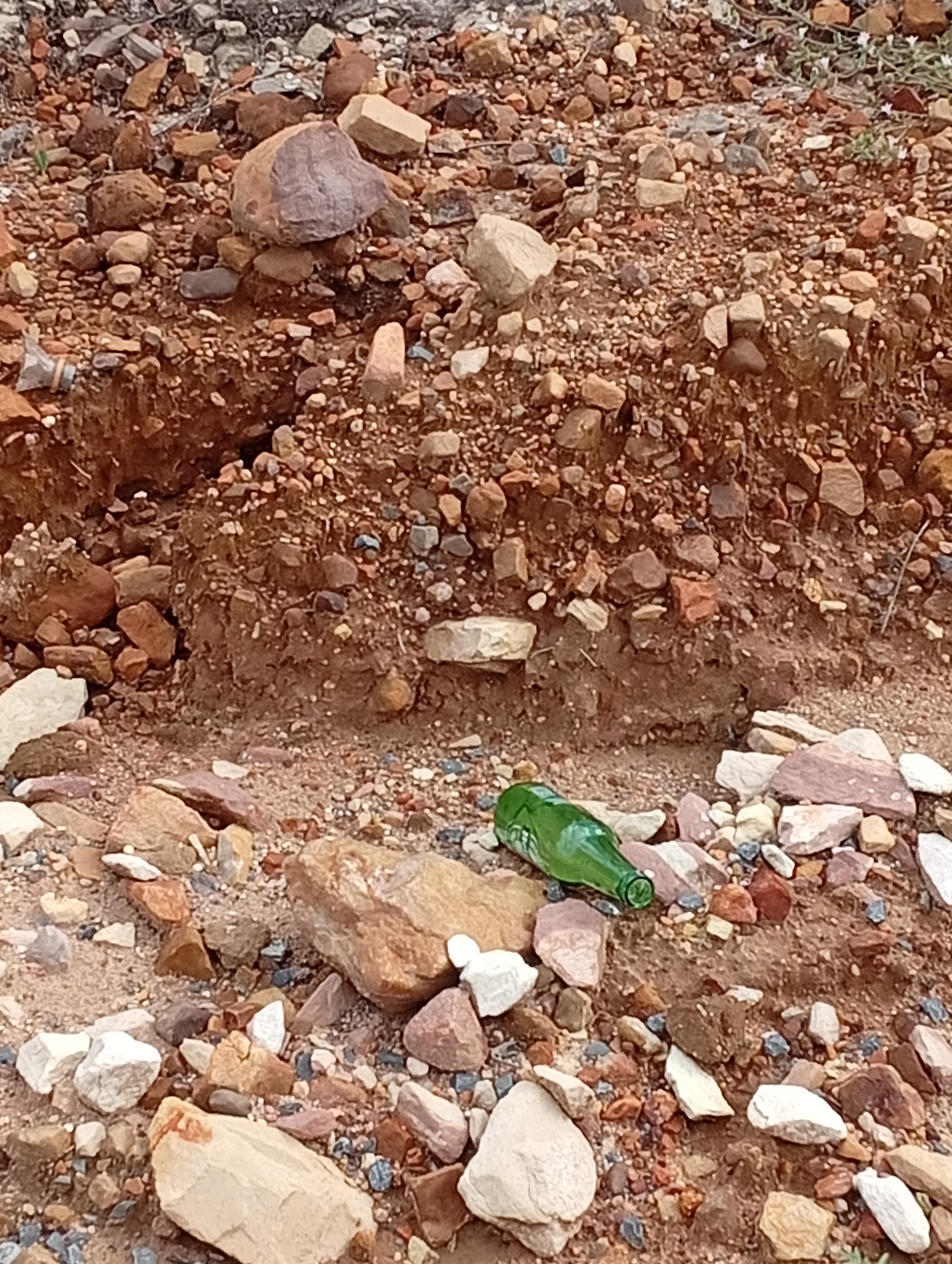 Acúmulo de lixo no acesso